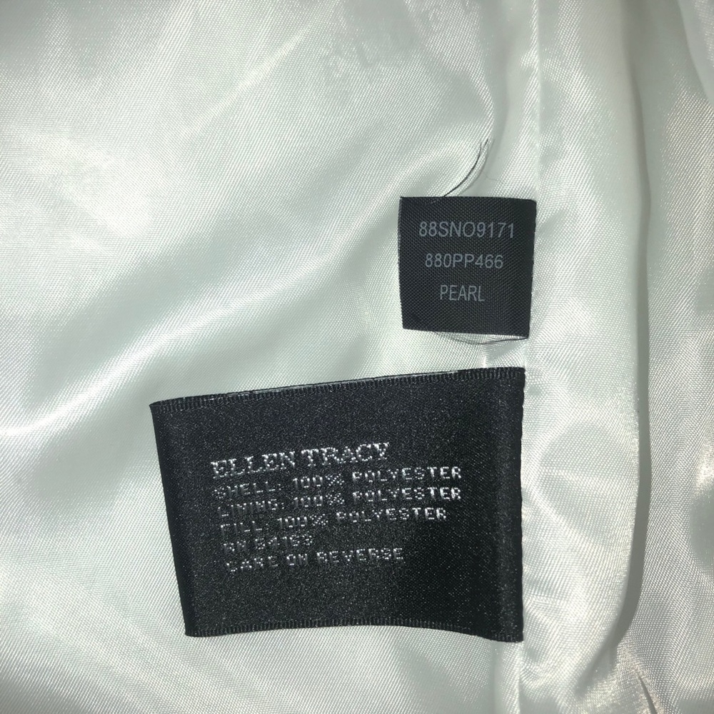 Ellen Tracy White Padded Button Front Jacket - image 7